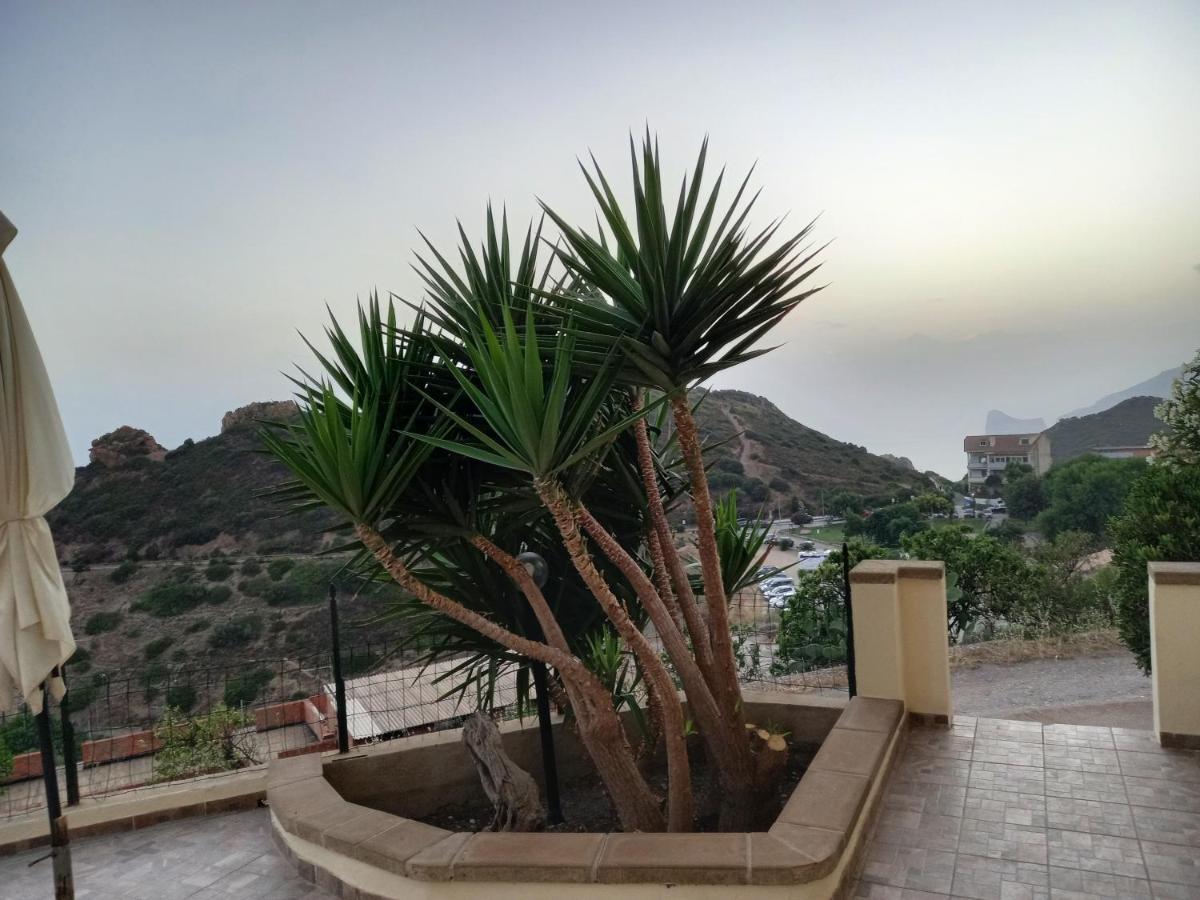 Casa Vacanza Maligio' Nebida Masua Екстериор снимка