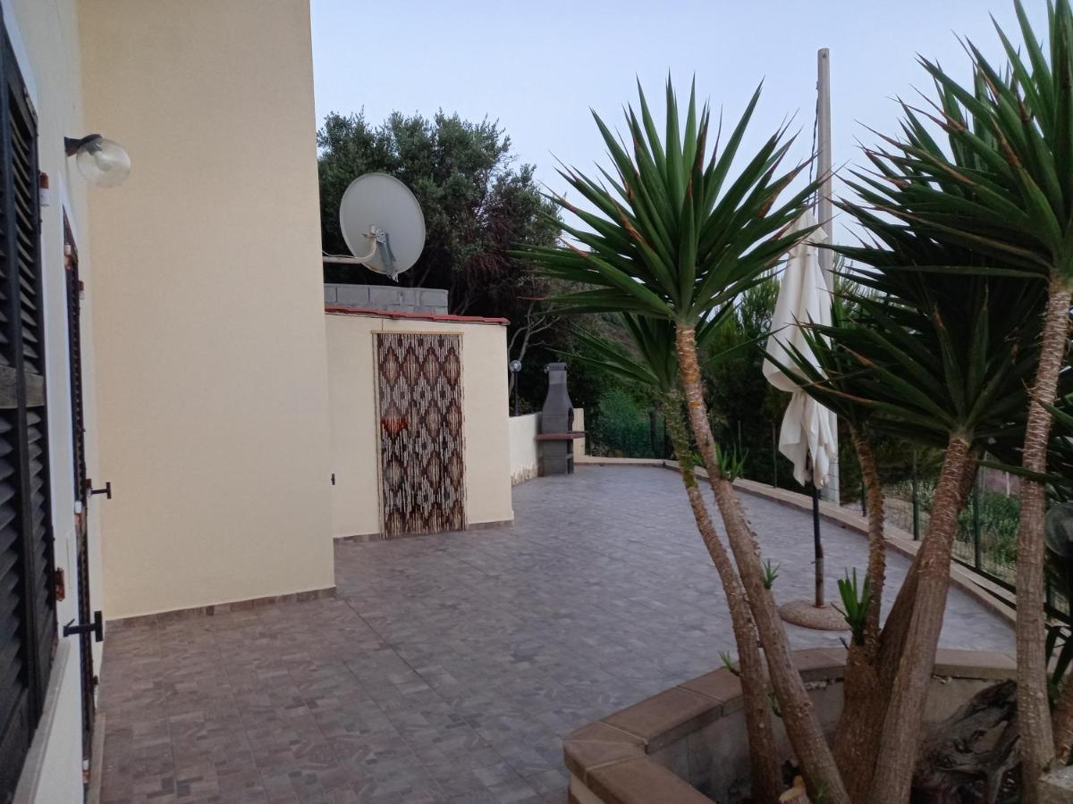 Casa Vacanza Maligio' Nebida Masua Екстериор снимка